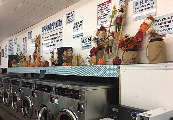 The fact that they decorate for holidays/seasons tells you that they care and maintain this place.