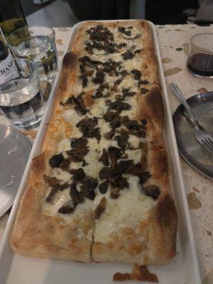 Sacro Bosco Pizza