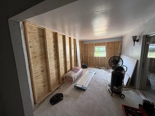 Renova Painting & Construction