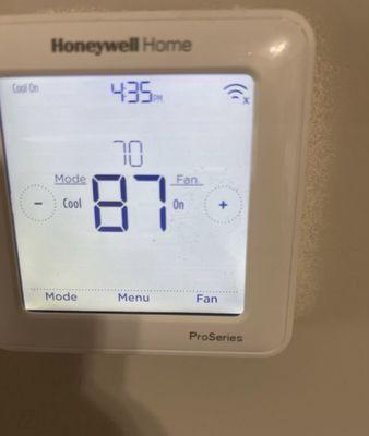 Water's Edge Apartments