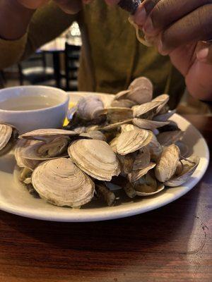 Sam the Clam's Pub & Grub