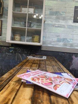 Magazines and fun spaces to work or talk.