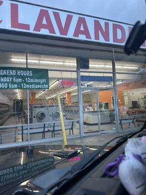 Woodman Coinless Laundry