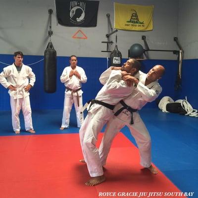 Royce Gracie teaching our Wednesday class.