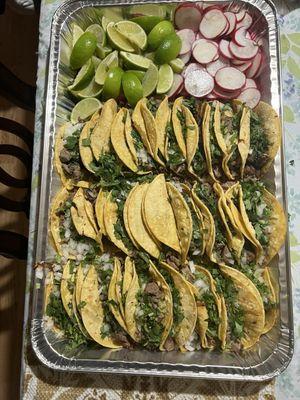 Taquiza Mixta de Al Pastor, Pollo, Carnitas y Bisteck