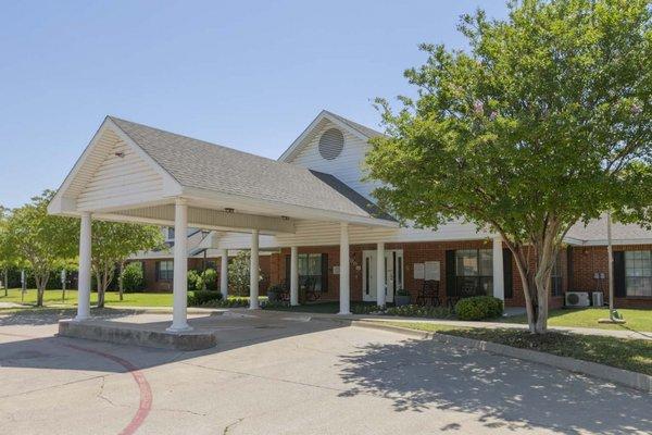 At Westpark Rehabilitation and Living, our talented and focused staff will work with you, your family, and your healthcare provider.