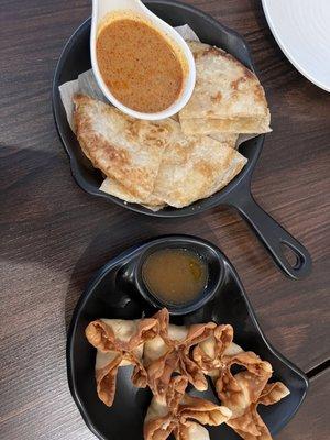 Roti masamam & Cheese Rangoon