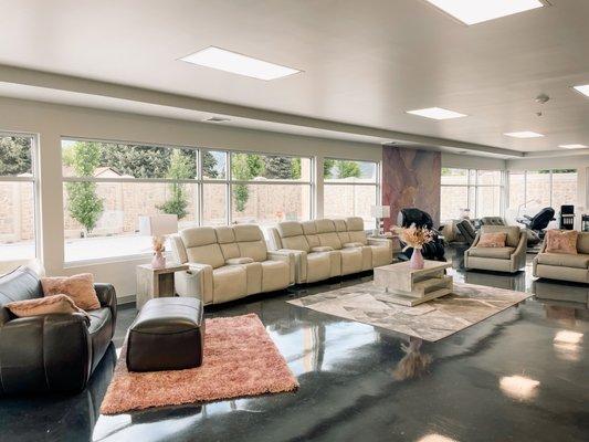 Lounge Area w/ Complimentary Full Body Massage Chair