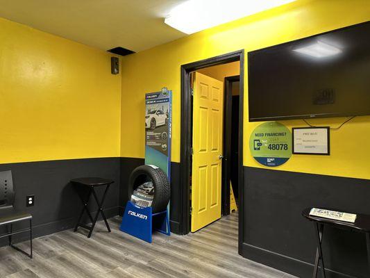 Nice waiting room area