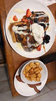 Another Broken Egg Cafe