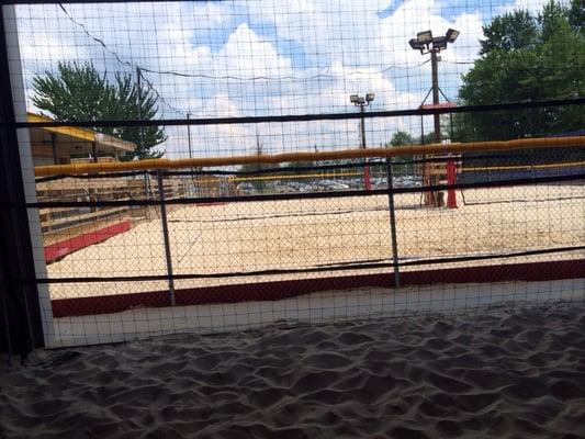Setters Cincy Indoor and Outdoor Beach Volleyball