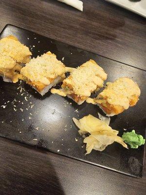 2 in 1 sushi, so good!