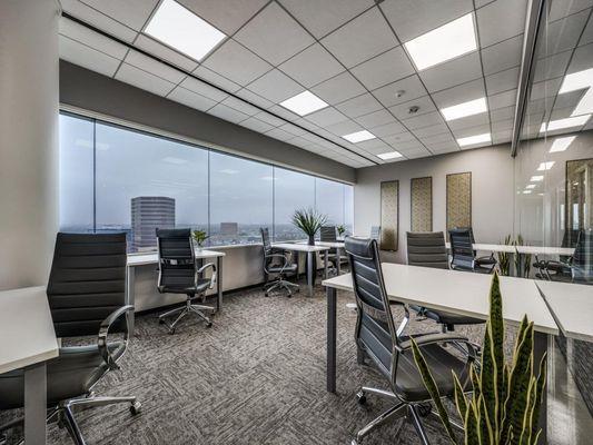 Lucid Private Offices - Uptown Houston / Tanglewood