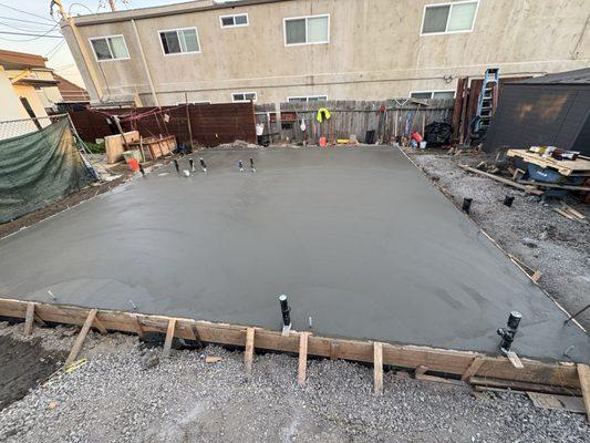 R&C Building Solutions