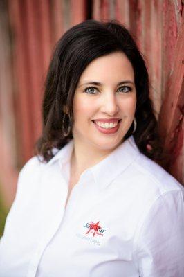 Jennifer Lambert, Realtor