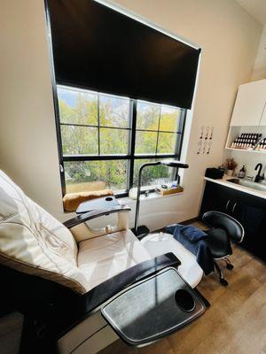 Lotus & Lily, a nail sanctuary Metro Milwaukee area's premier luxury nail boutique!