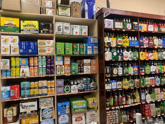 Sam's Wines & Liquor