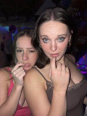 This is me let me paint your nails