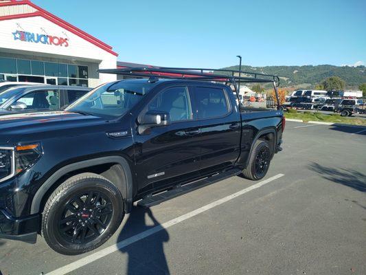 Cloverdale Eagle Tech Collision & Towing