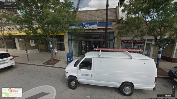 It's on W Devon, very close to train tracks and Metra station. so there's lots of parking on the side and big parking lot behind the corner