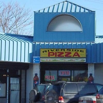 Riverside House of Pizza