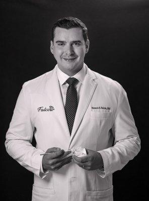Dr. Horacio E Falcon DDS