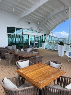 Outdoor area in suite lounge