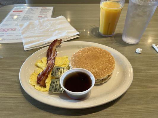 Breakfast plate with pancakes