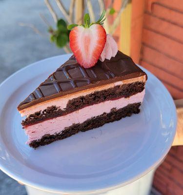Neapolitan Cake