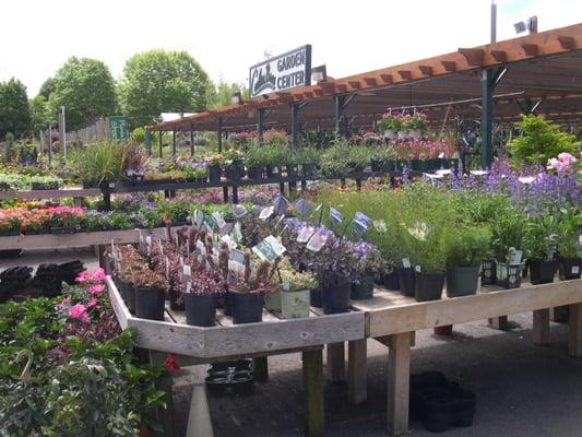 Corliss Bros Nursery & Garden Center