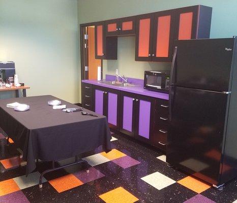 The Artsy Merchant Meeting Room