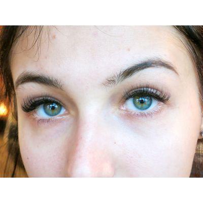 Cocktail lash extensions