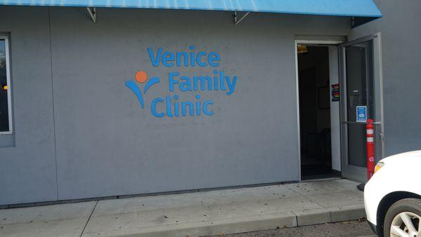 Side entrance to Venice Family Clinic - Gardena Health Center