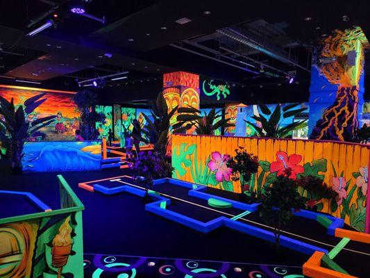 Aloha Mini Glow Golf