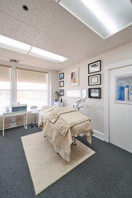 MAE, Modern Aesthetic Essence Skincare.
This is the cozy suite where skincare services are offered.