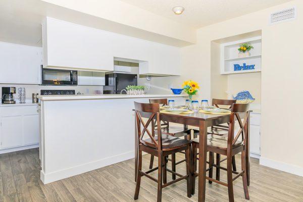 Lemon & Peartree Apartments