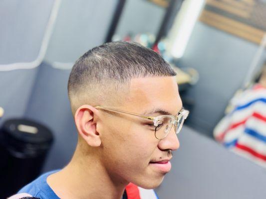 0 High Fade