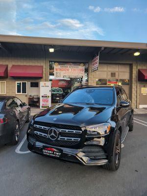 Luxury Tint & Glass Replacement