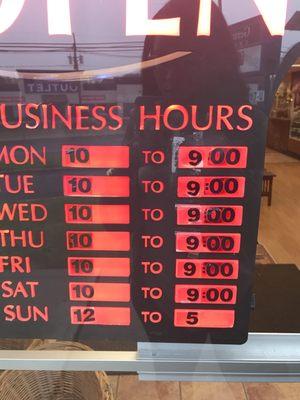 Hawk Gertrude Chocolates