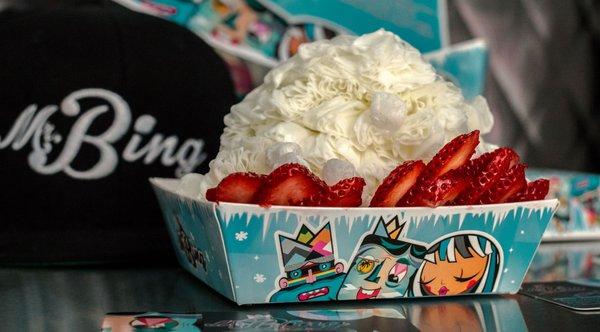 Orginal Flavor with fresh strawberry and mini mochi!