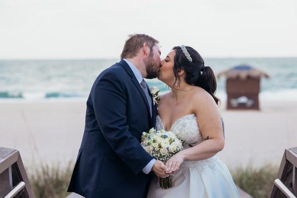 Between Flowers Design