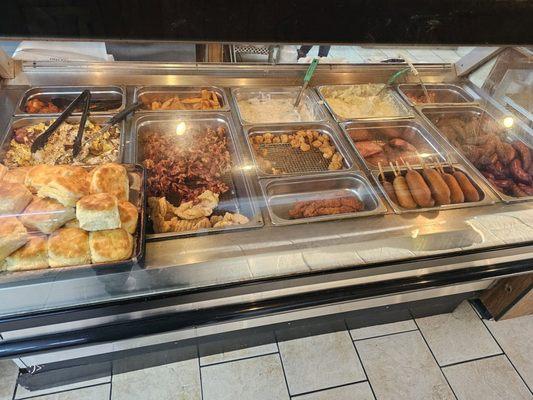 You don't get a finer breakfast anywhere. It's the first place I ever saw breakfast chicken bog.