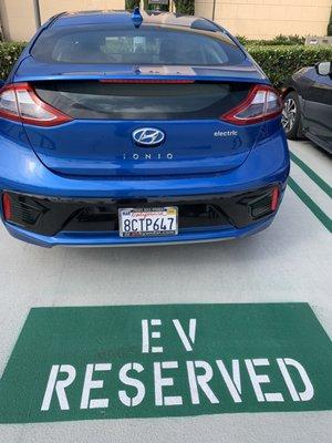 Blue IONIC parked for almost 6 hours !