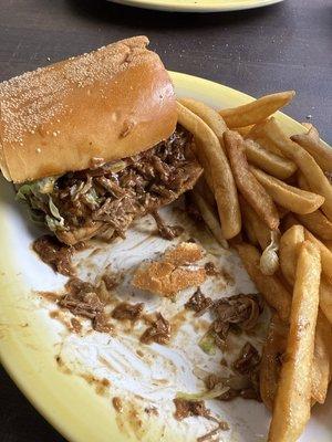 Roast beef po-boy