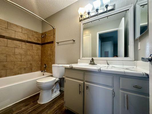 Broadway Oaks Apartment Homes