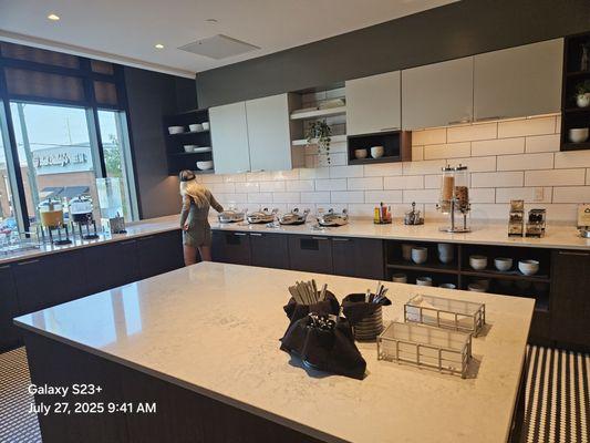 Hyatt House Raleigh Downtown / Seaboard Station