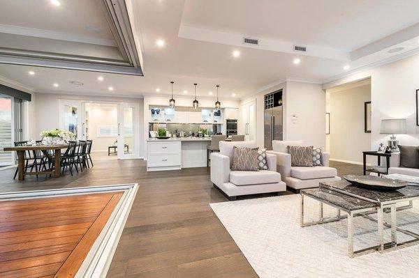 Vincent Yan is an experienced California real estate broker and agent in Hacienda Heights. http://tinyurl.com/kbud9m6