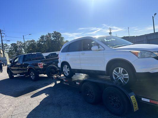 D&C Courier Express And Towing Services