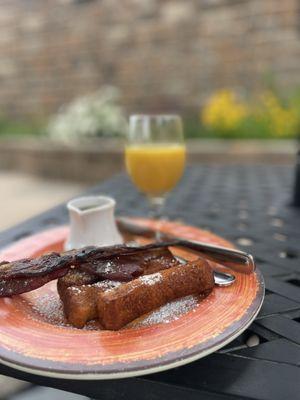 Spoons Bistro & Bakery