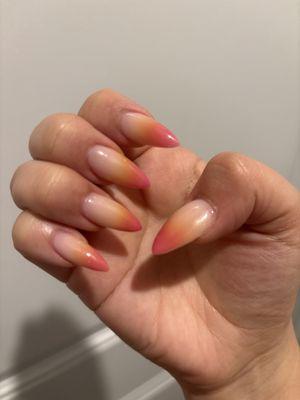 Deluxe Nails & Spa
